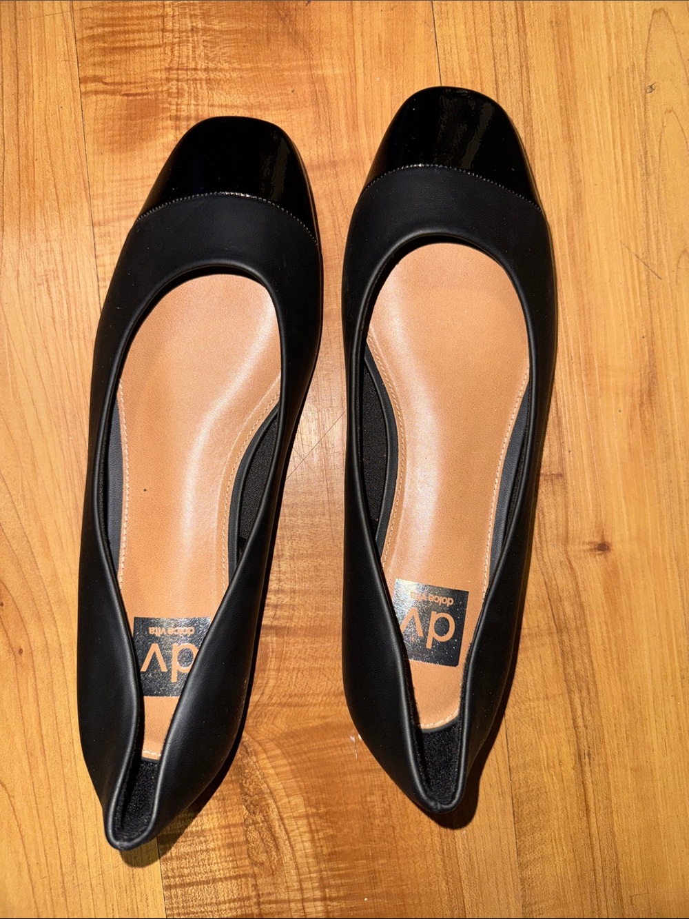 DV by Dolce Vita Black Matte and Patent Cap Toe Ballet Flats(11)
